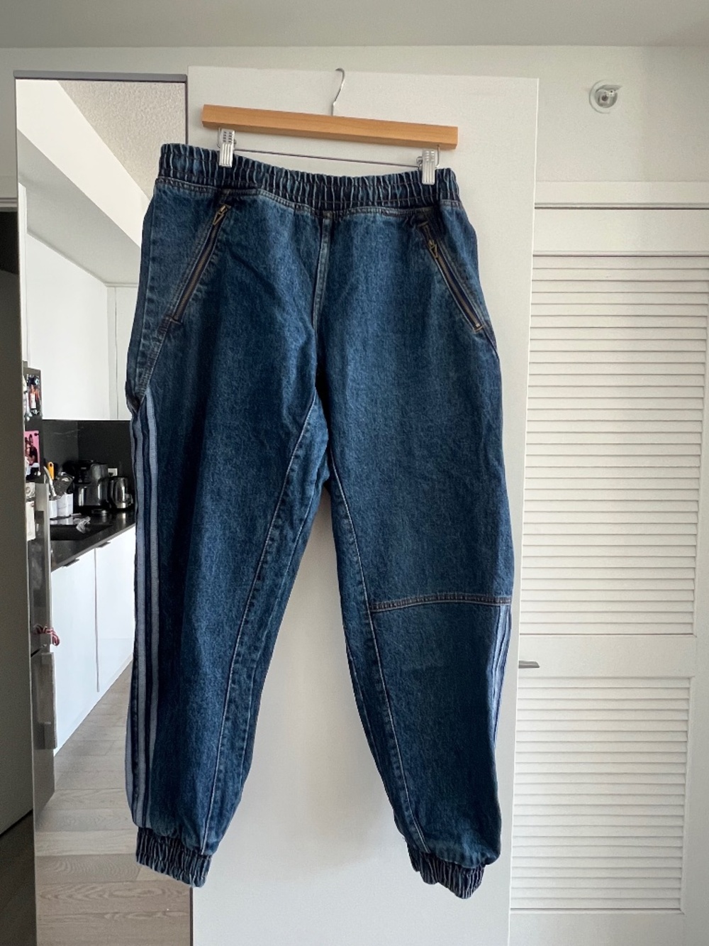 Adidas cargo jeans